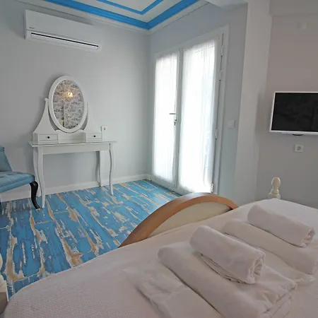 Sardunya ゲストハウス ボズカーダ