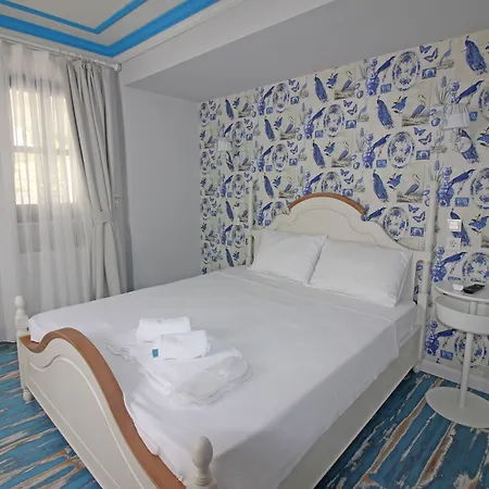 Sardunya ゲストハウス 2*