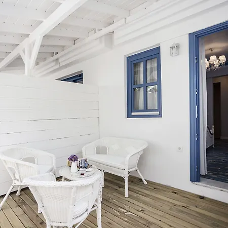 ゲストハウス Sardunya 2*